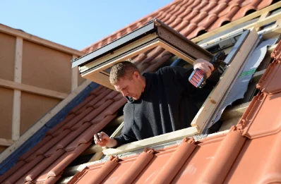 Pose de fenêtres de toit Velux à Apach